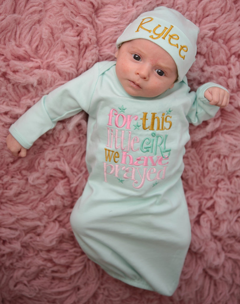 Newborn girl coming home outfit - I or We Prayed Outfit - Pretty's Bowtique