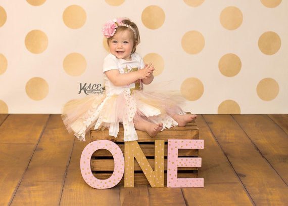 Pink and Gold First Birthday Outfit Set for Girl – T Shirt, Tutu & Flower Headband-- Twinkle twinkle little star - Pretty's Bowtique