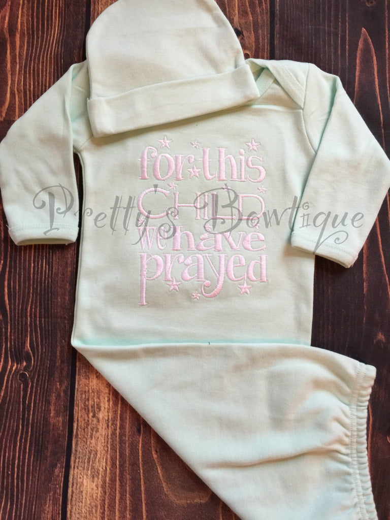 Gender neutral coming home outfit -- For This Child we have Prayed gown or romper and hat Coming home outfit, baby gown- gender neutral - Pretty's Bowtique