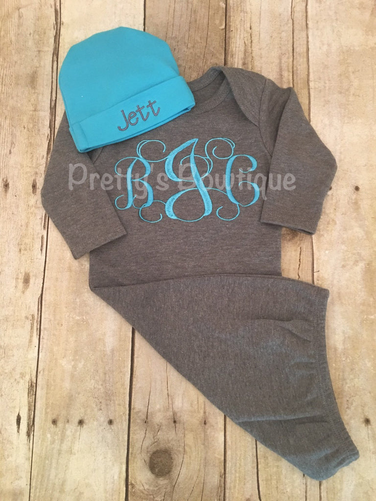 Newborn boy coming home outfit -- Monogrammed Baby Gown and Personalized Hat for Boy or Girl - Pretty's Bowtique