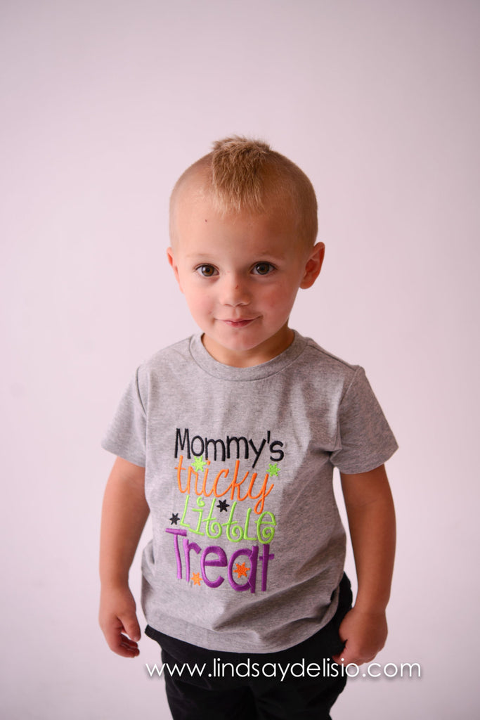 Halloween Shirt Boys -- Mommy's Tricky little treat in Sizes 3M to 14 Years - Pretty's Bowtique