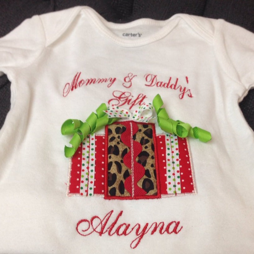Christmas gifts Personalize at no extra charge - Pretty's Bowtique
