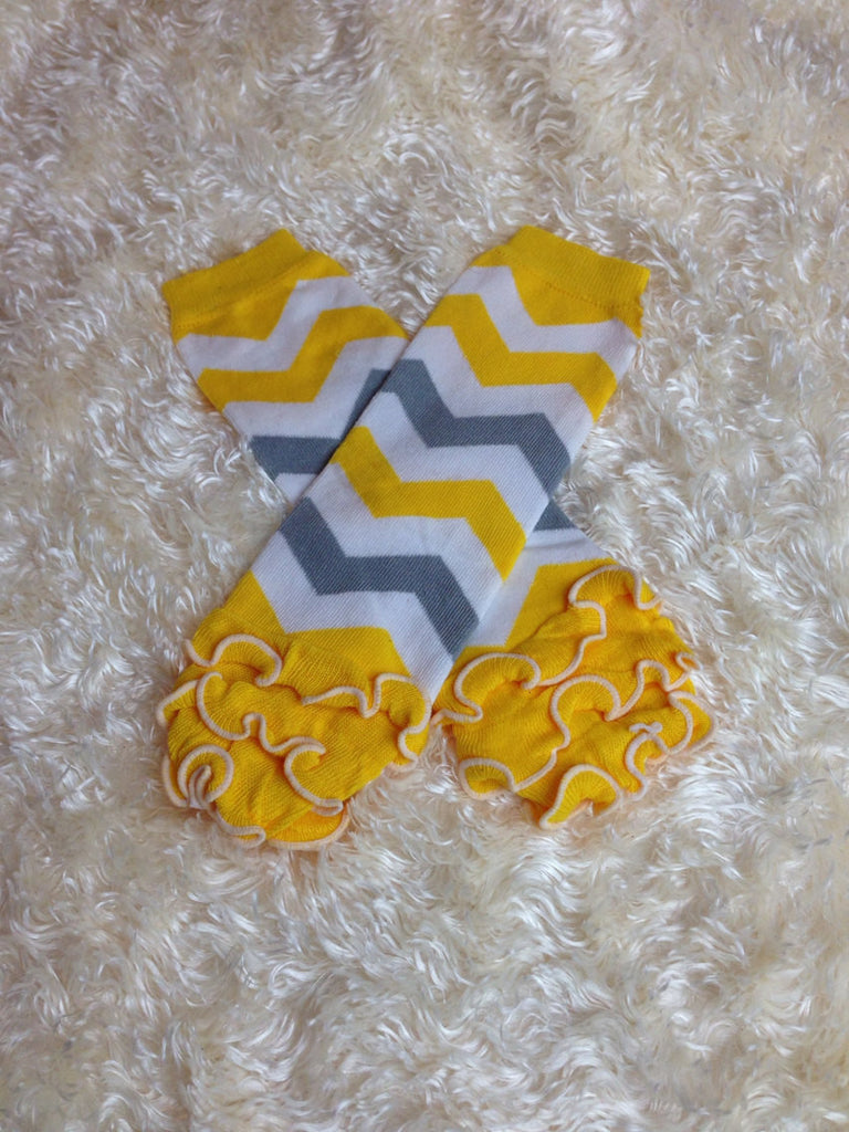 Leg Warmers-Baby leg warmers/Photo Prop Chevron Yellow/Grey/White ruffles - Pretty's Bowtique