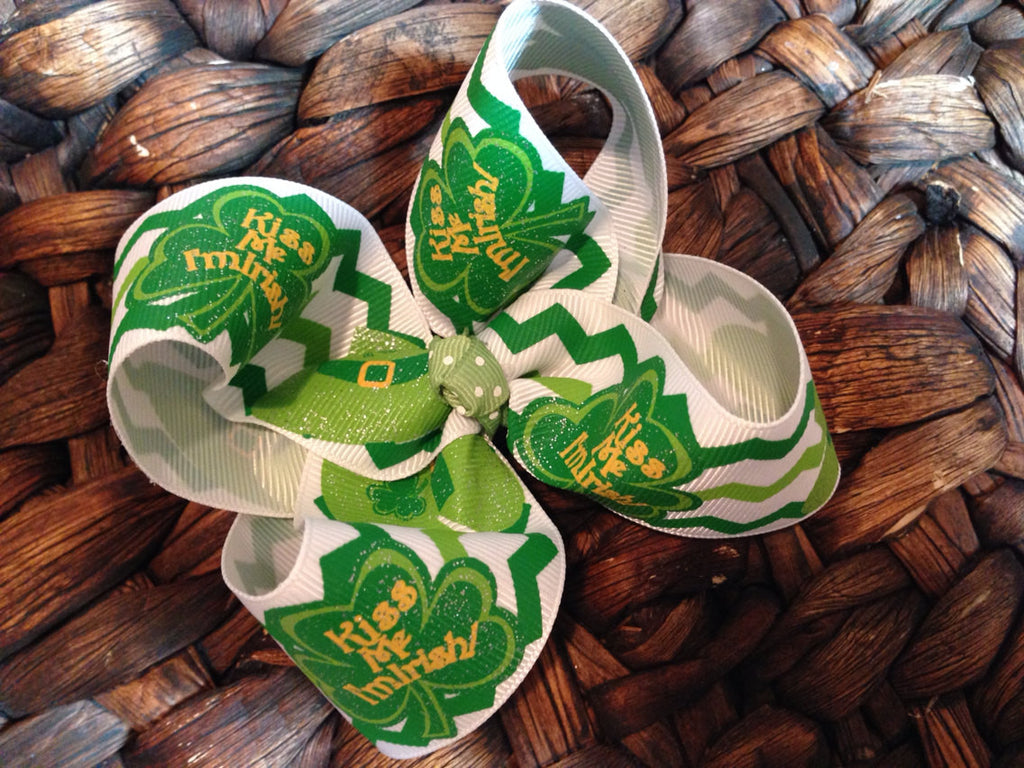 Kiss me I'm Irish 4" bow Perfect for St. Patricks Day - Pretty's Bowtique