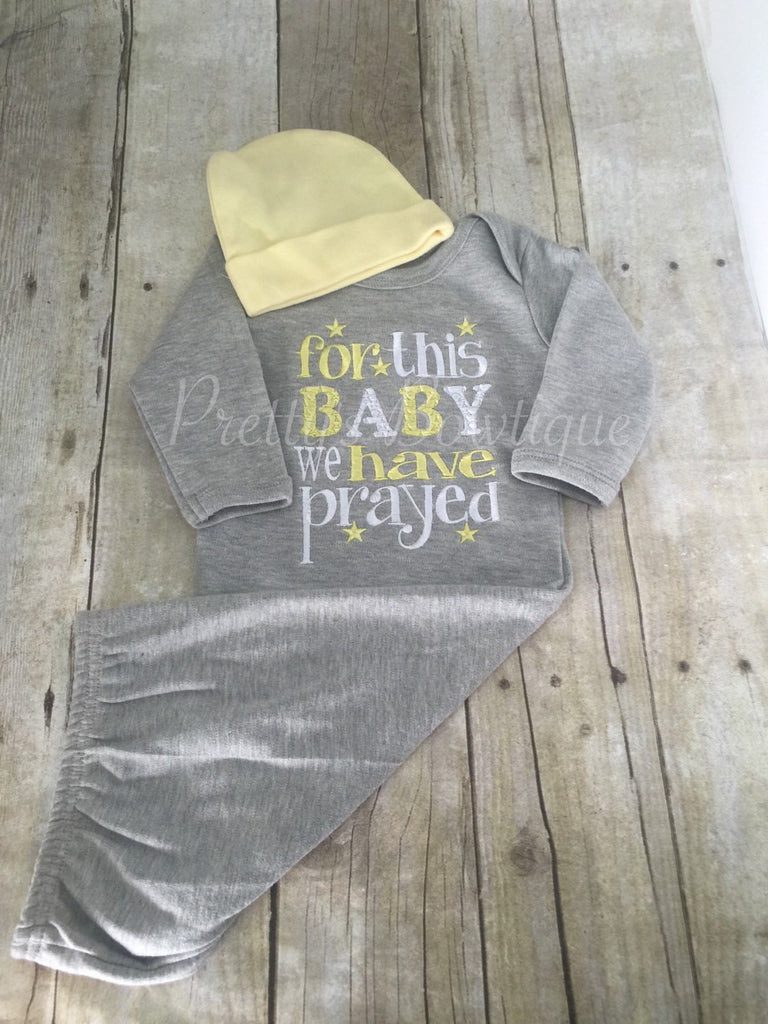 Newborn coming home outfit For This Little Baby we have Prayed gown, blanket and hat Coming home outfit, hosptial set - Pretty's Bowtique