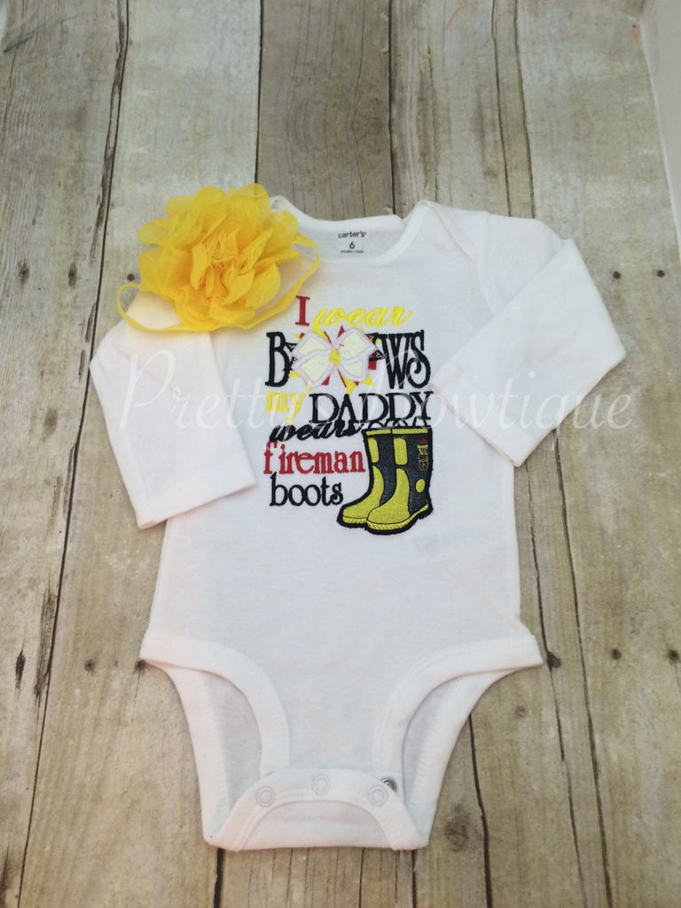 I wear bows my daddy wears FIREMAN Boots.  Can customize for grandpa•mom•uncle•etc「2pc set」 - Pretty's Bowtique