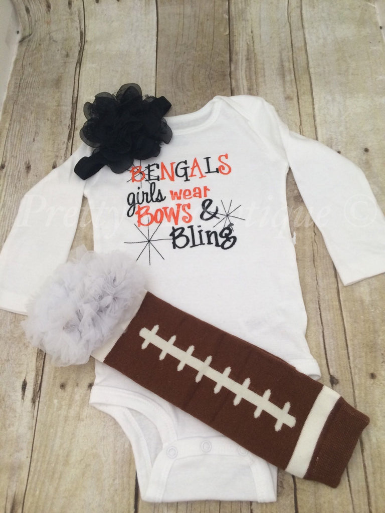 Bengals inspired girls like bling set with ruffled football leg warmers and bow. - Pretty's Bowtique