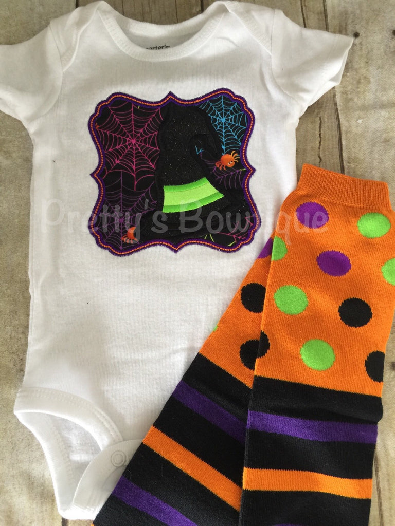 Sparkle Witch hat can be personalized outfit bodysuit or shirt and legwarmers. Halloween outfit - Pretty's Bowtique