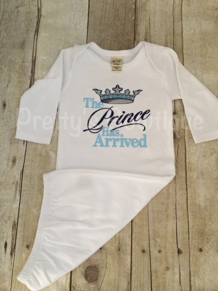Newborn baby boy coming home outfit The Prince has arrived gown.  Perfect for hospital or coming home outfit - Pretty's Bowtique