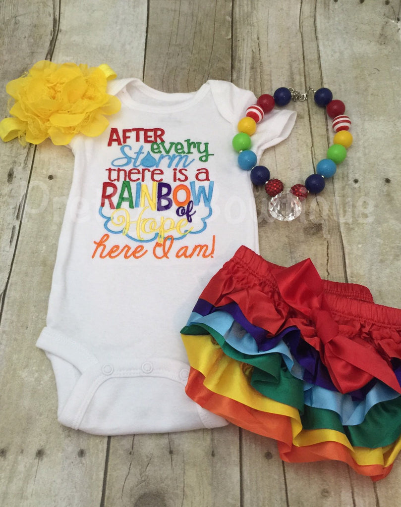 After every storm there is a rainbow of hope... Here i am! Bodysuit or shirt, necklace, diaper cover and headband - Pretty's Bowtique