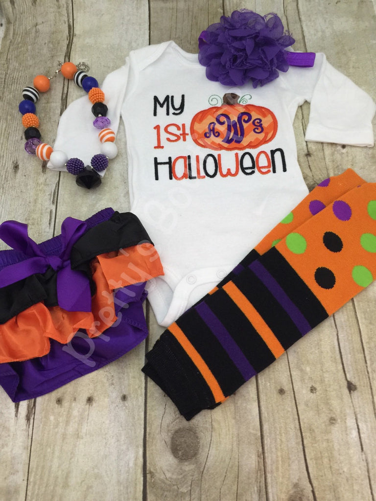 Baby 1st Halloween bodysuit or shirt - My 1st Halloween outfit bodysuit or shirt, necklace, bloomer, headband and legwarmers. Monogram perso - Pretty's Bowtique