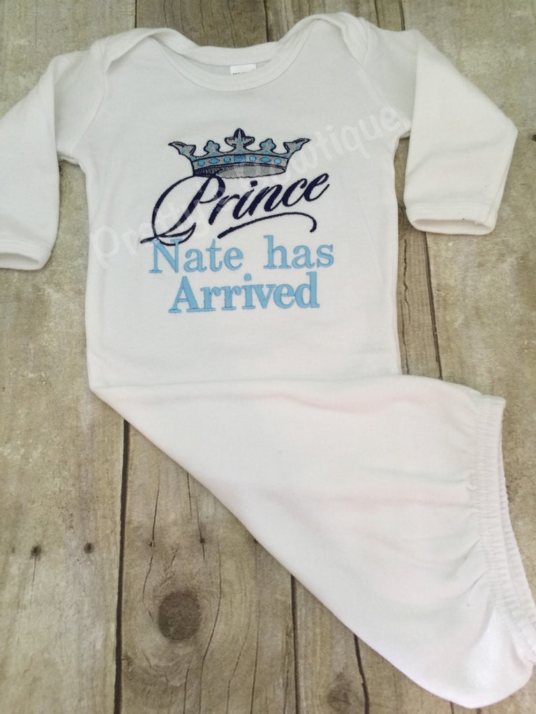 Newborn baby boy coming home outfit The Prince has arrived gown personalized -- Perfect for hospital or coming home outfit - Pretty's Bowtique