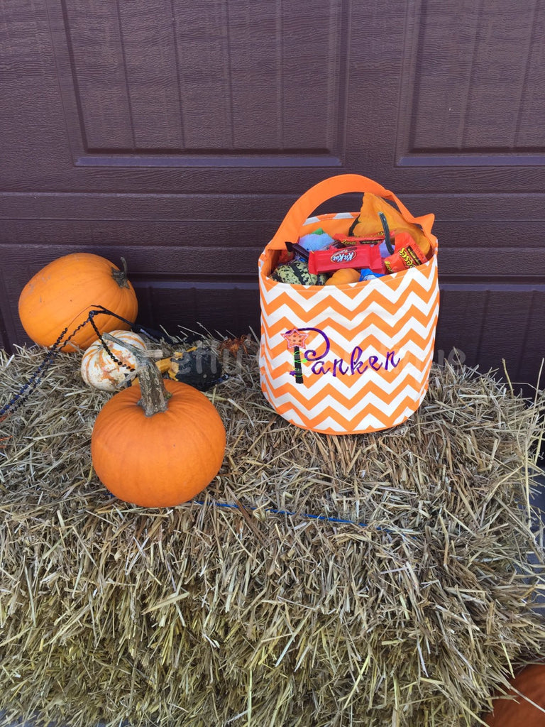 Trick or Treat Bucket Monogrammed with Name in 4 Styles - Pretty's Bowtique