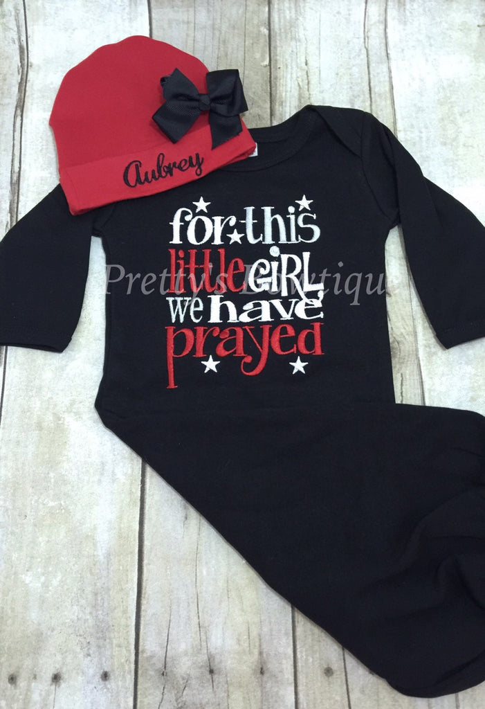 Newborn girl coming home outfit --  For this Little girl I or WE have Prayed gown and hat •••sale price••• - Pretty's Bowtique