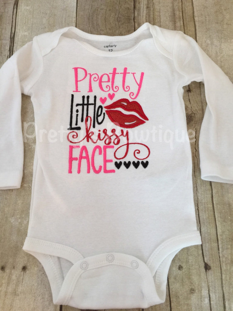 Girls Valentine outfit - shirt or bodysuit -- Pretty little kissy face Valentine's Day shirt Valentines Day girls - Pretty's Bowtique