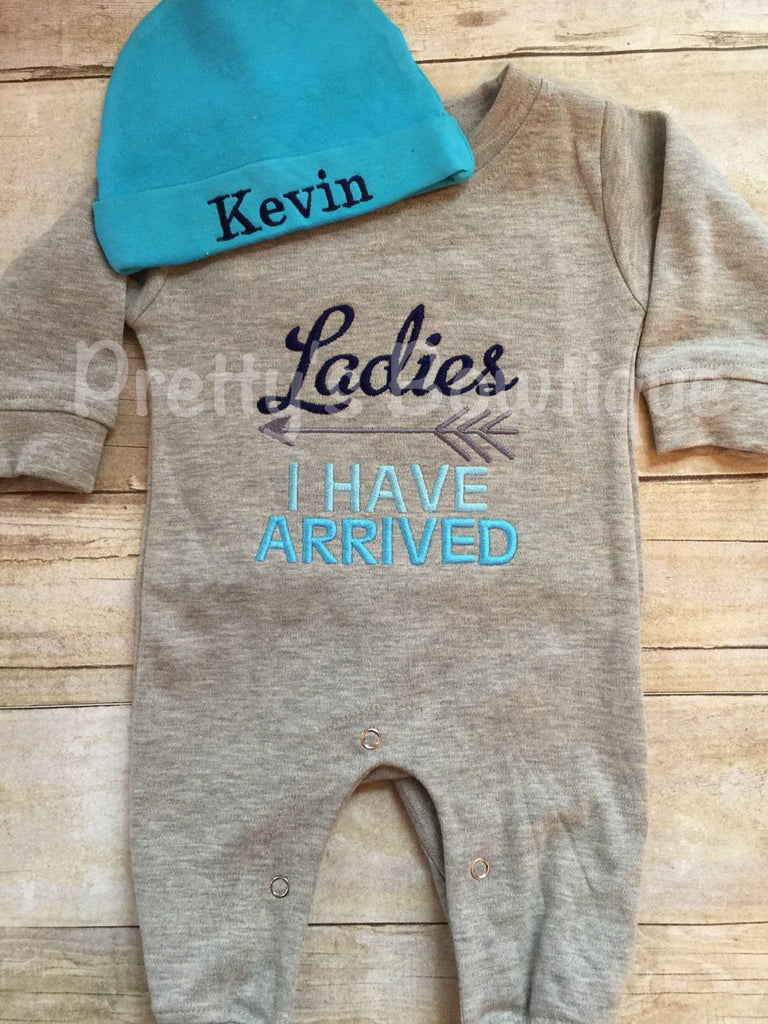 Baby Boy Coming Home Outfit -- Ladies i have arrived Romper & Hat with Embroidered Name - Pretty's Bowtique