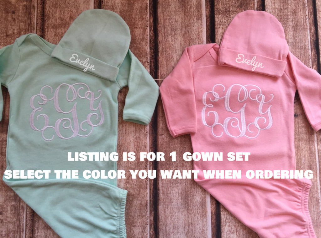 Newborn coming home outfit monogram gown -- Monogramed newborn gown and hat-- Baby girl coming home outfit-- baby shower gift -- monogram - Pretty's Bowtique