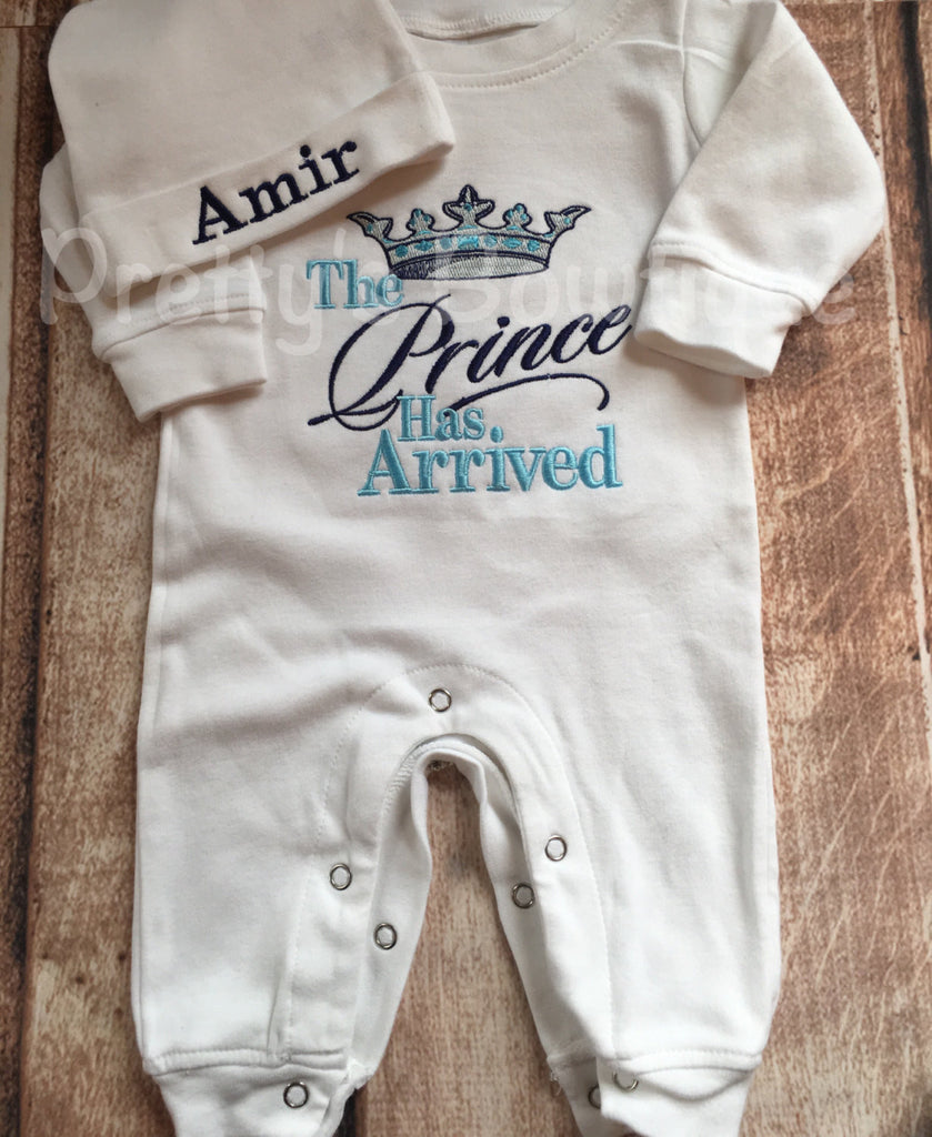 The Prince Has Arrived Homecoming Outfit Embroidered Romper-- Newborn Boy coming home outfit -- Personalized infant hat -- Baby shower gift - Pretty's Bowtique